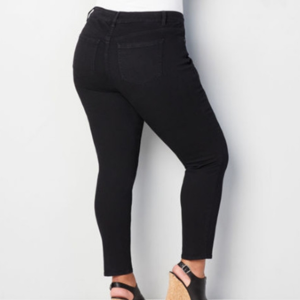 NWT NEW PLUS SIZE JEANS SIZe 26 3x 4x